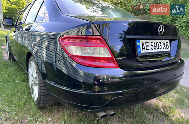 Седан Mercedes-Benz C-Class 2008 в Дніпрі