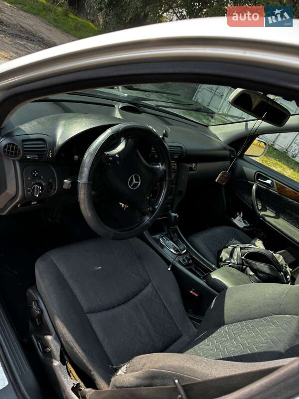 Седан Mercedes-Benz C-Class 2002 в Черноморске