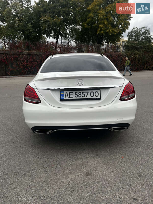 Седан Mercedes-Benz C-Class 2018 в Днепре