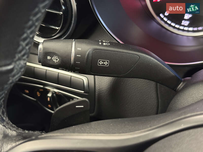 Седан Mercedes-Benz C-Class 2021 в Києві