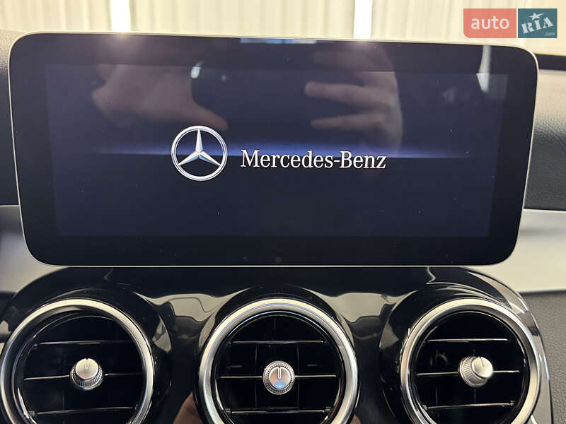 Седан Mercedes-Benz C-Class 2021 в Києві