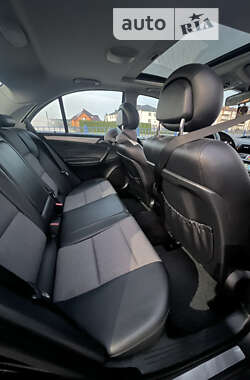 Седан Mercedes-Benz C-Class 2005 в 