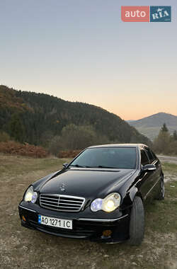 Седан Mercedes-Benz C-Class 2005 в Вигоді