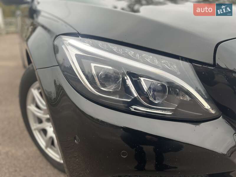 Универсал Mercedes-Benz C-Class 2015 в Коростене