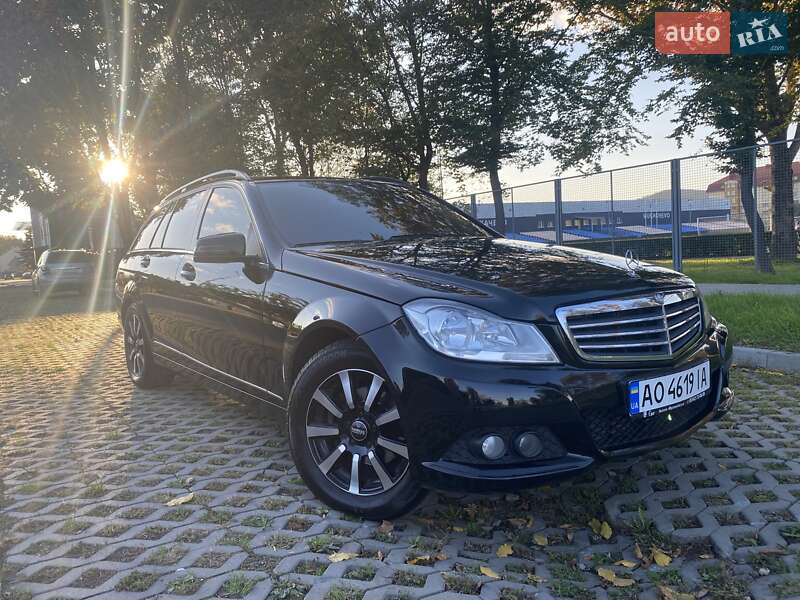 Mercedes-Benz C-Class 2012