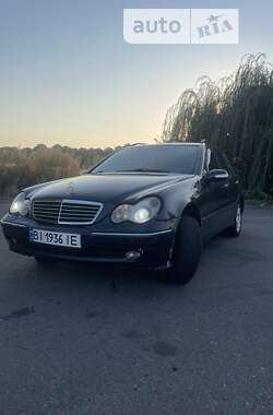 Універсал Mercedes-Benz C-Class 2003 в Миргороді