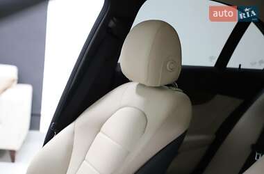Седан Mercedes-Benz C-Class 2015 в 