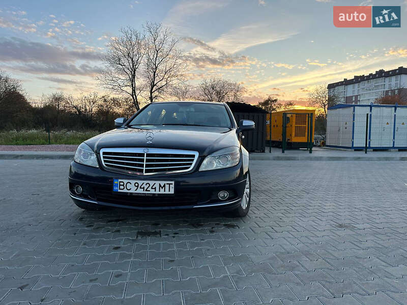 Седан Mercedes-Benz C-Class 2008 в 