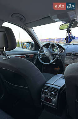 Седан Mercedes-Benz C-Class 2008 в 