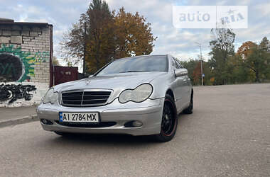 Седан Mercedes-Benz C-Class 2001 в Києві