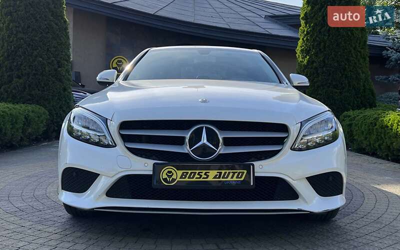 Седан Mercedes-Benz C-Class 2018 в Львові