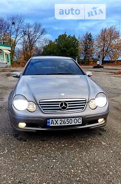 Купе Mercedes-Benz C-Class 2004 в Києві