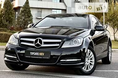 Купе Mercedes-Benz C-Class 2012 в Киеве