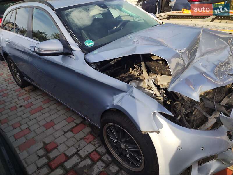 Универсал Mercedes-Benz C-Class 2014 в Полтаве