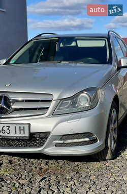 Универсал Mercedes-Benz C-Class 2011 в 