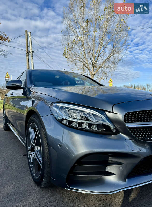 Седан Mercedes-Benz C-Class 2019 в Львові