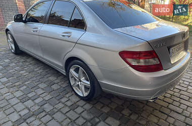 Седан Mercedes-Benz C-Class 2007 в Ивано-Франковске