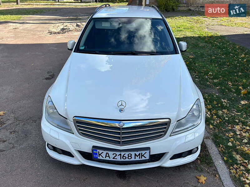 Mercedes-Benz C-Class 2012
