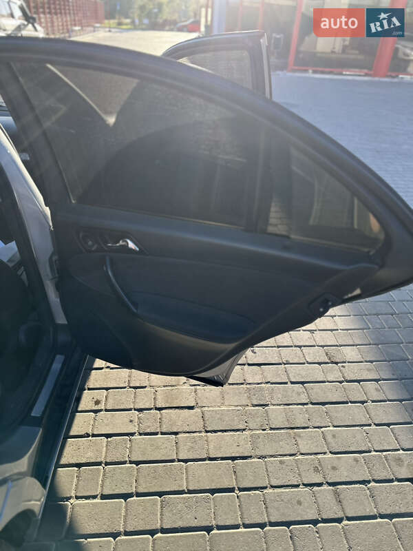 Седан Mercedes-Benz C-Class 2003 в Хмельницком