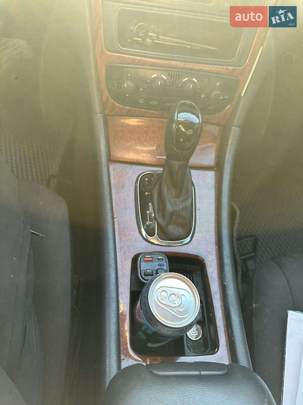 Седан Mercedes-Benz C-Class 2003 в Хмельницком