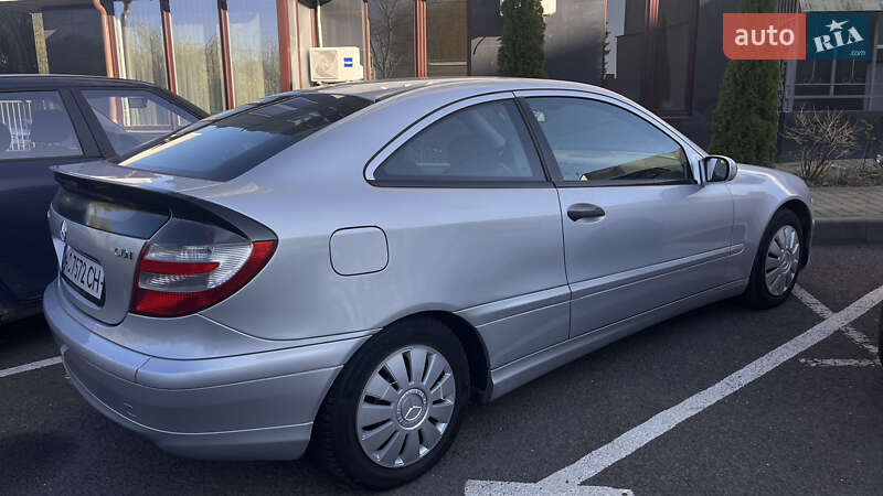 Купе Mercedes-Benz C-Class 2004 в Луцке