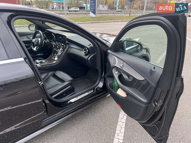 Седан Mercedes-Benz C-Class 2016 в Киеве