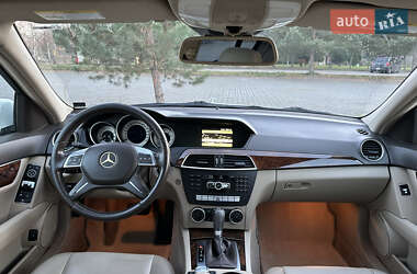Седан Mercedes-Benz C-Class 2011 в 