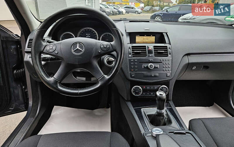 Универсал Mercedes-Benz C-Class 2009 в Каменке-Бугской
