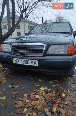 Седан Mercedes-Benz C-Class 1994 в Виннице