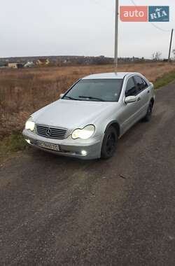 Седан Mercedes-Benz C-Class 2001 в Харкові