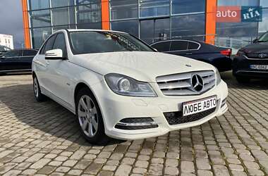 Седан Mercedes-Benz C-Class 2012 в Львові