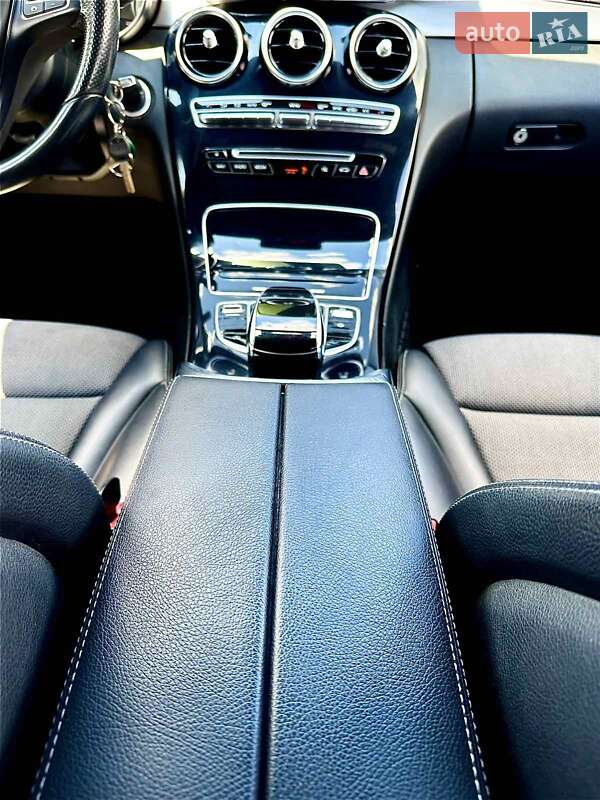 Универсал Mercedes-Benz C-Class 2015 в Тернополе
