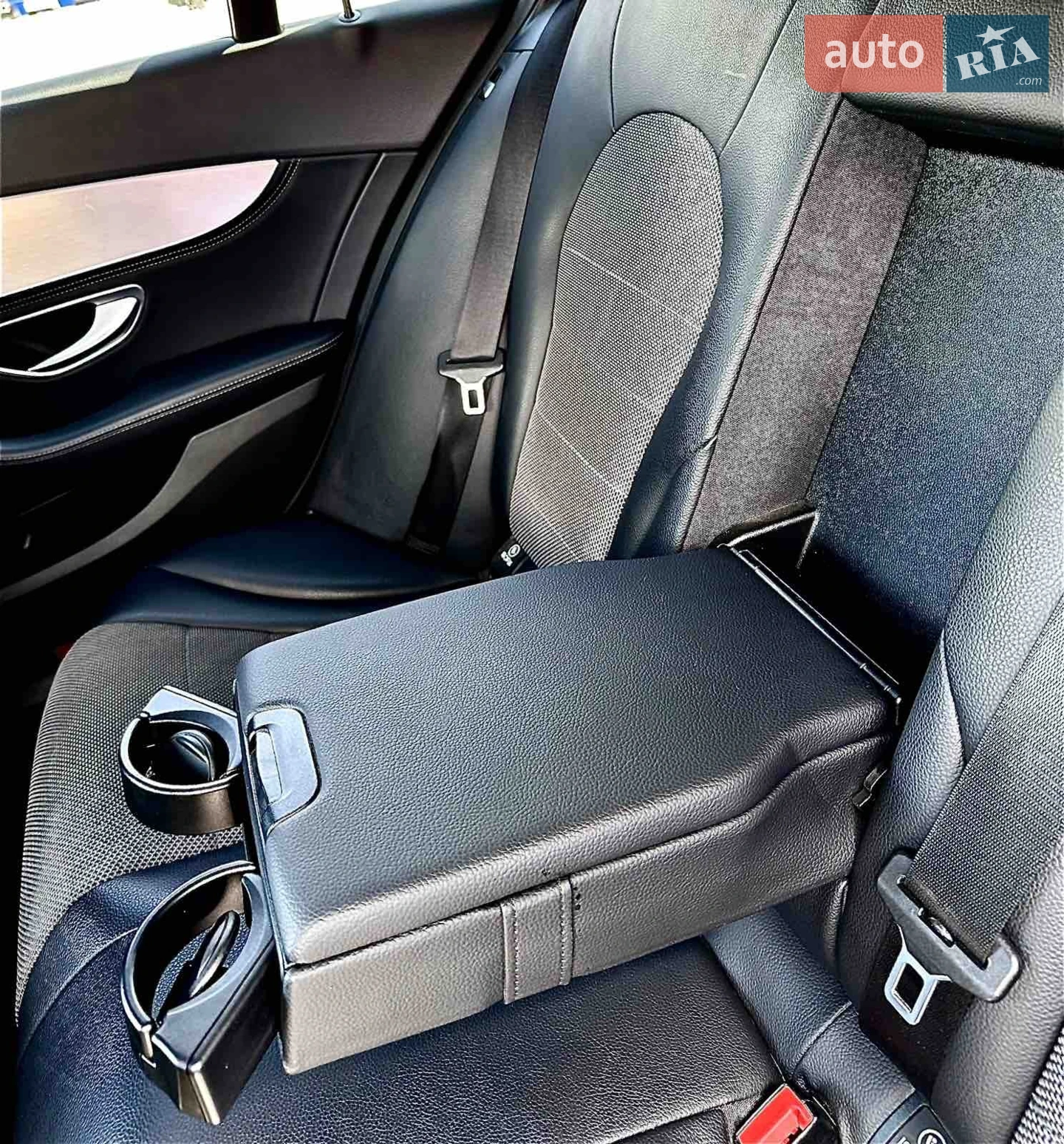 2015 Mercedes-Benz C-klasse - мініатюра 25