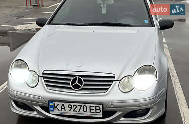 Купе Mercedes-Benz C-Class 2005 в Киеве