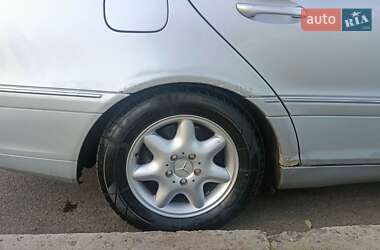 Універсал Mercedes-Benz C-Class 2002 в 