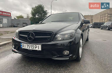 Седан Mercedes-Benz C-Class 2010 в Петропавловской Борщаговке