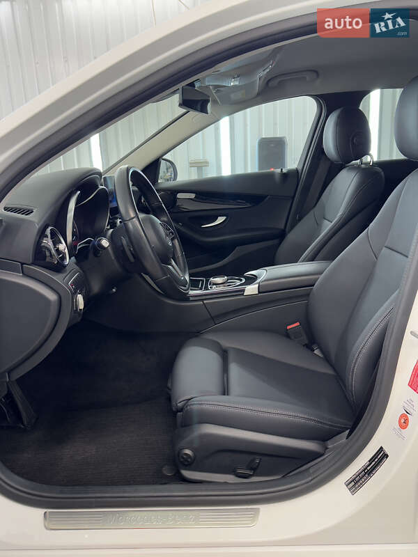 Седан Mercedes-Benz C-Class 2021 в Києві