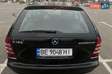 Універсал Mercedes-Benz C-Class 2005 в 