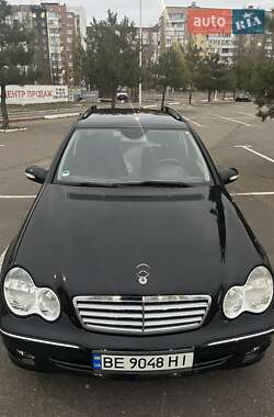 Універсал Mercedes-Benz C-Class 2005 в 