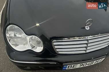 Універсал Mercedes-Benz C-Class 2005 в 