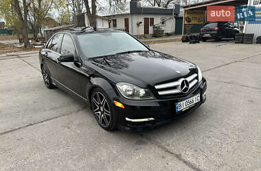 Седан Mercedes-Benz C-Class 2011 в Киеве