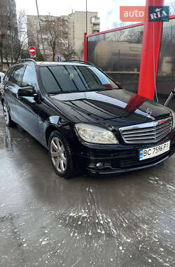 Универсал Mercedes-Benz C-Class 2010 в Новояворовске