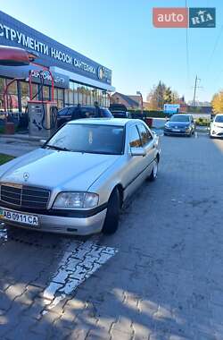 Седан Mercedes-Benz C-Class 1997 в Виннице