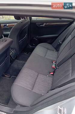Универсал Mercedes-Benz C-Class 2010 в 