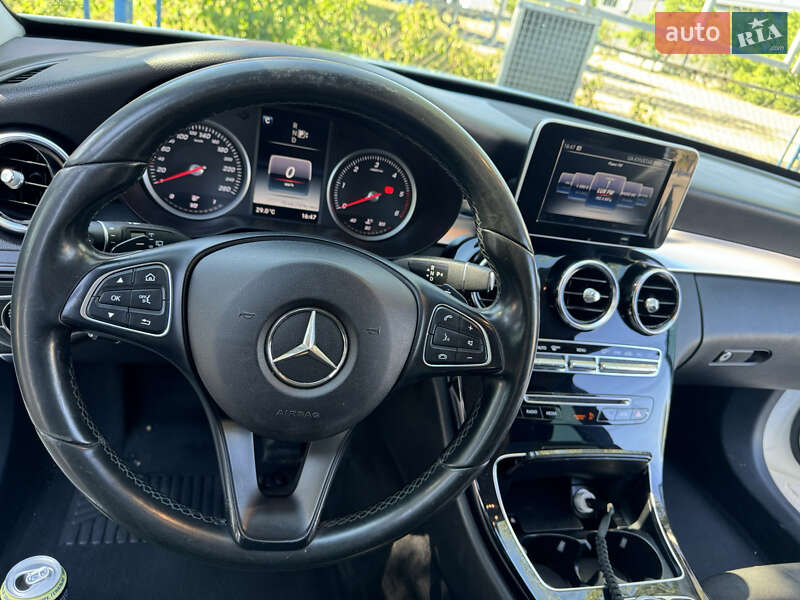 Универсал Mercedes-Benz C-Class 2014 в Черновцах