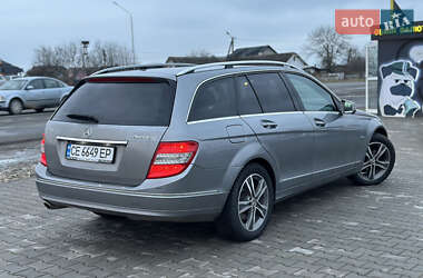 Універсал Mercedes-Benz C-Class 2011 в Чернівцях