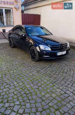 Седан Mercedes-Benz C-Class 2010 в Іршаві