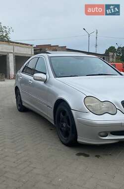 Седан Mercedes-Benz C-Class 2002 в Ужгороді