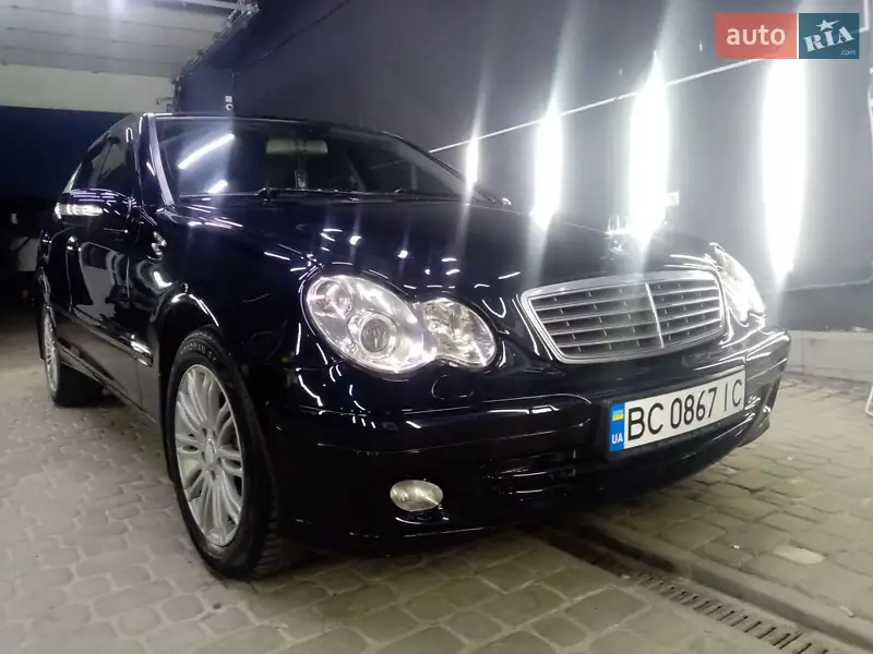 Mercedes-Benz C-Class