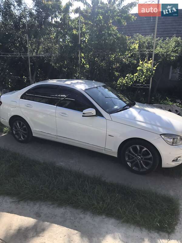Седан Mercedes-Benz C-Class 2008 в Арцизе